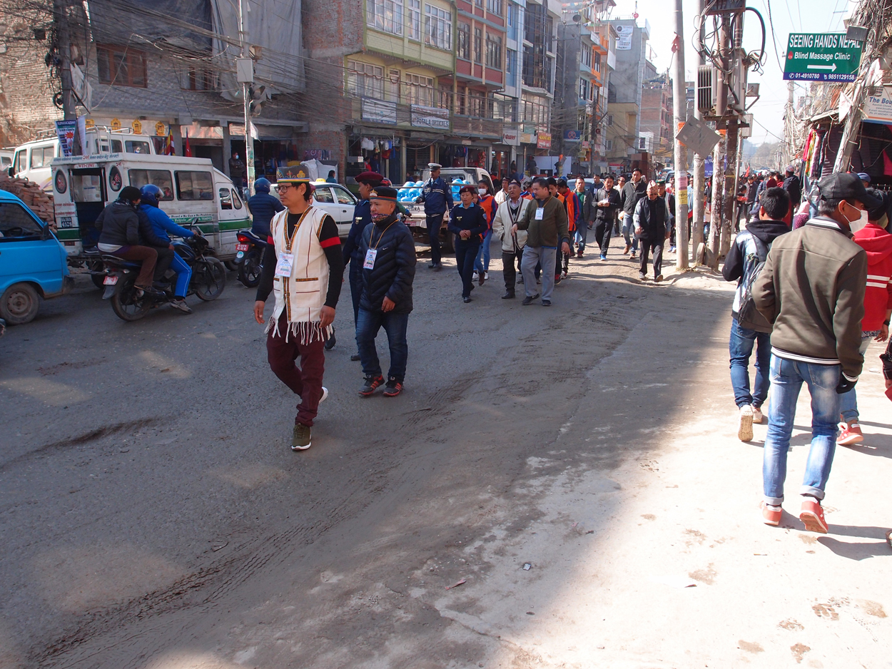 2018-01-18 14 Uhr - Putali Sadak, Bhaktapur Sadak, Khulla Murch Park (Foto, Video) 